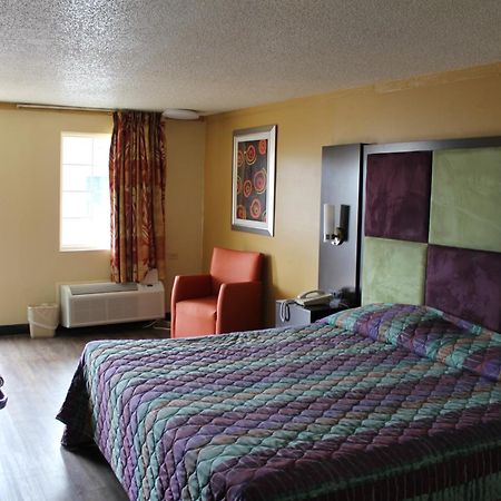 Executive Inn & Suites Nashville Bagian luar foto