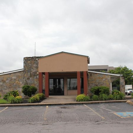 Executive Inn & Suites Nashville Bagian luar foto